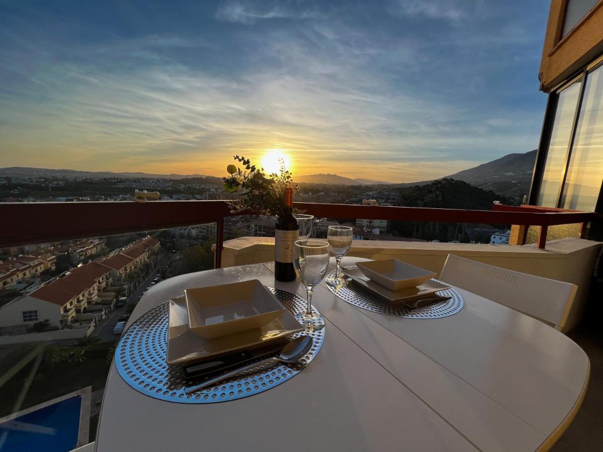 Apartamento A 900 M De La Playa Y Con Vistas Al Mar En Fuengirola Exterior photo